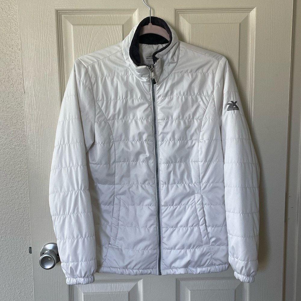 ZeroXposur Women’s White Quilted Puffer Jacket, Fleece-Lined, Full-Zip